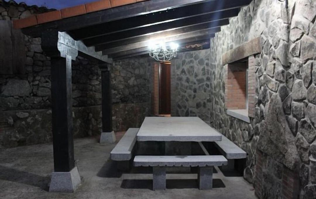 El Cauce Villa Navaluenga Exteriör bild