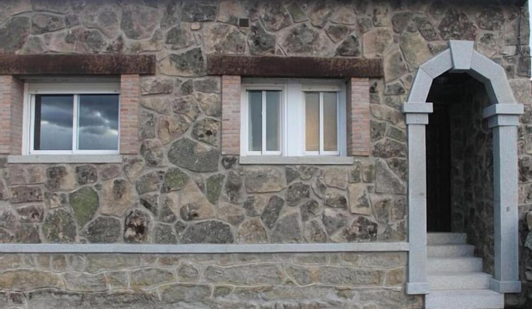 El Cauce Villa Navaluenga Exteriör bild